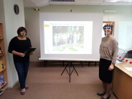 Projekta vadītāja Imelda Saulīte ar lektori Zintu Saulīti